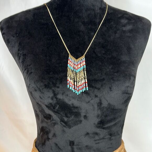 Premier Designs Beaded Green/Red Chevron Necklace - Picture 1 of 4